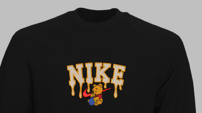 Siuvinėtas džemperis "Mikė pūkuotukas"