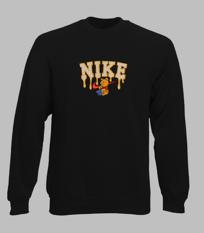 Siuvinėtas džemperis "Mikė pūkuotukas"