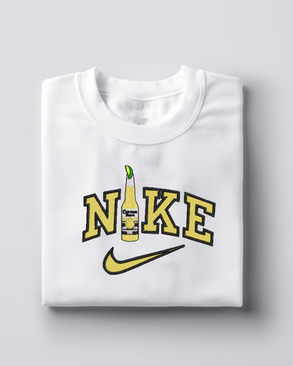 Siuvinėtas džemperis "Corona"