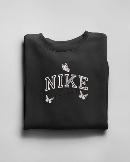 Siuvinėtas džemperis "Drugelis"