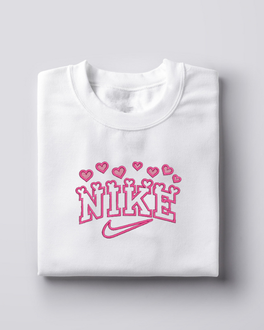 Siuvinėtas džemperis "Širdelės"